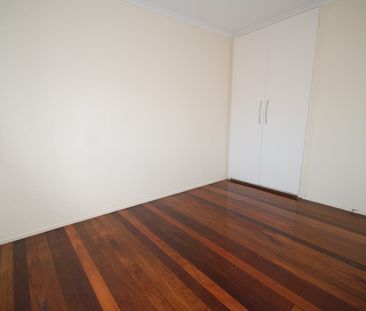 2/17 Sidney Street, Nundah, Qld 4012 - Photo 4