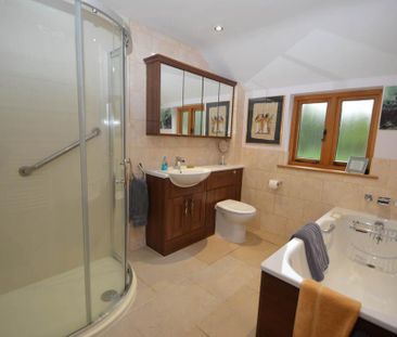 2 bedroom barn conversion to rent - Photo 6