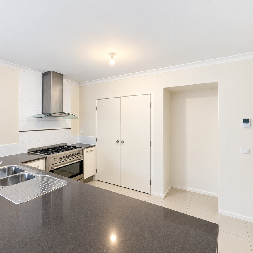 Stunning 4 Bedroom Property In The Heart Of Wollert - **APPLY FOR THIS PROPERTY NOW** - Photo 1