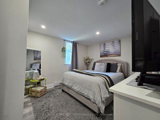 For Lease - 18 Ewing Street Unit# 2, Halton Hills, Ontario - Photo 1