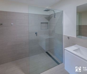 Near-new 4 bedroom home - Photo 5