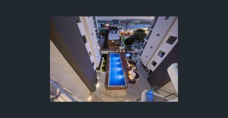 FURNISHED - 2 BED, 2 BATH, 2 CAR PARK APARTMENT IN COTTON TREE - Photo 5