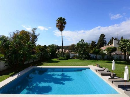 6 bedroom luxury Villa for rent in Marbella, Andalusia - Photo 4