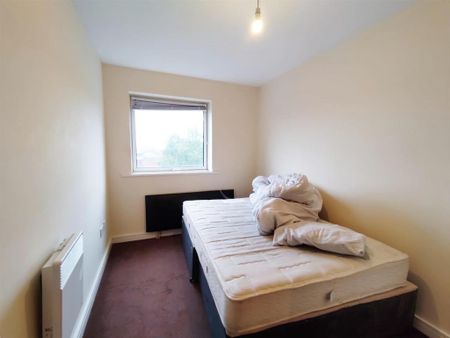 2 bedroom flat to rent - Photo 3