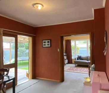 Situated in a quiet Cul-De-Sac - Photo 1