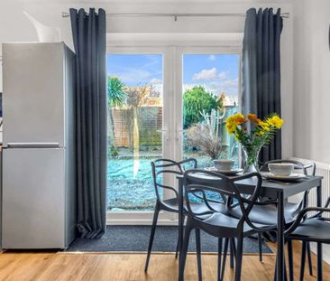 A SUPERB SHARED HOUSE FOR PROFESSIONALS Islip - Photo 3