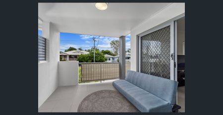 Effortless, Modern and Contemporary Apartment - Photo 3