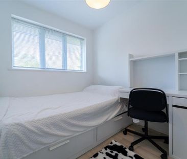 6 bedroom house to rent - Photo 3