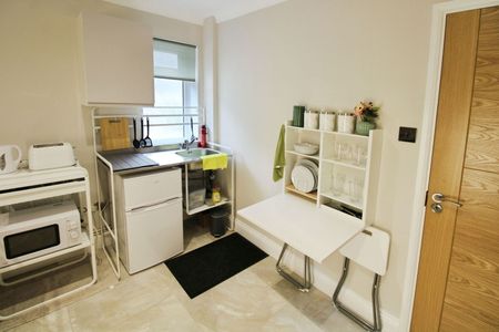 Blythwood Road, Pinner, HA5 3QB - Photo 4