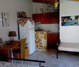 Μονοκατοικία για ενοικίαση - Σαρωνικός, - Photo 1