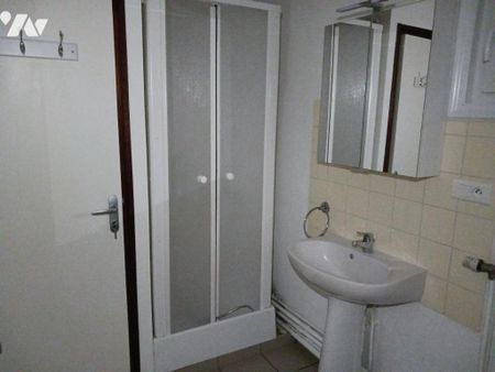 A louer T2 proche centre ville - Photo 3