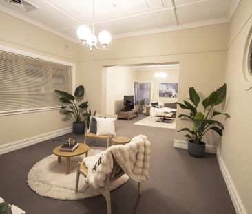 8 Cecil Street, Brighton East VIC 3187 - House For Rent | Domain - Photo 2