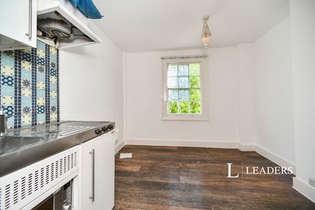 1 bedroom studio to rent Brunswick Road, Hove, East Sussex, BN3 - Photo 3
