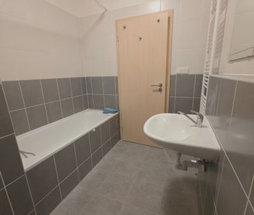 Pronájem bytu 1+kk • 33 m² bez realitkyJaroslava Holečka, Kladno - ... - Фото 5