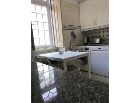 Avenida Doutor Magalhães Lima, Lisbon, Lisbon 1000-197 - Photo 4