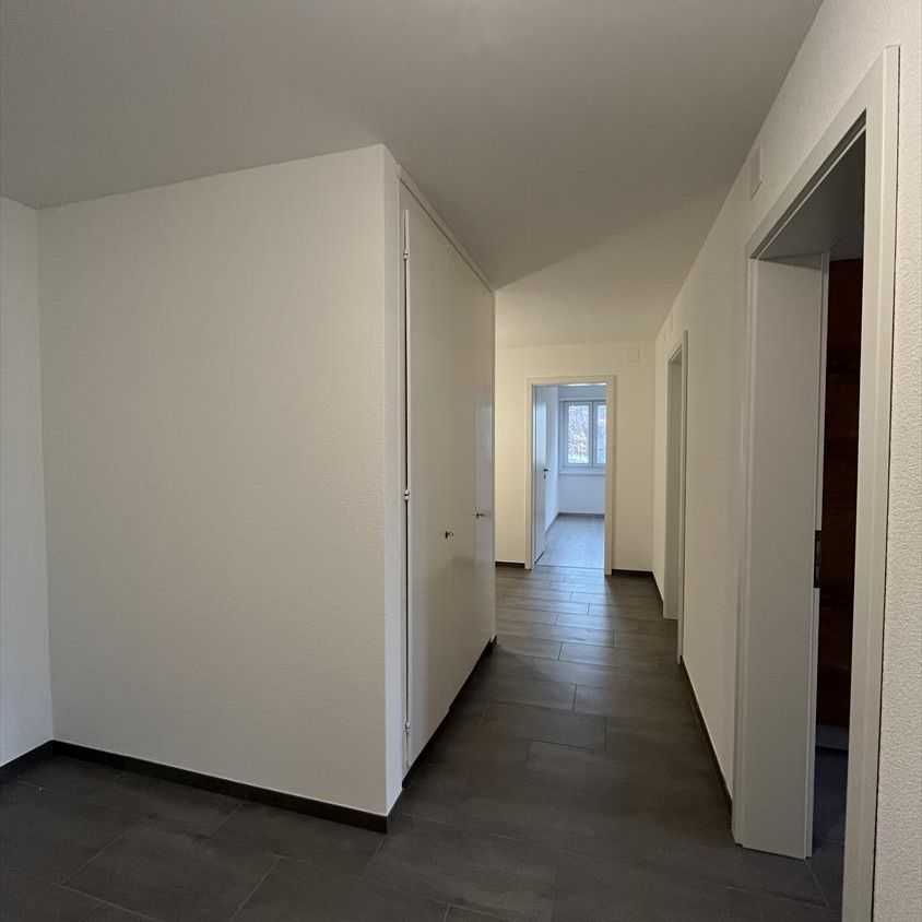 3.5 Zimmer, 76 m², 4. Stock - Photo 1