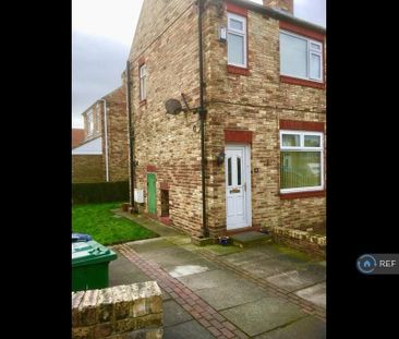 2 bedroom semi-detached house to rent - Photo 6