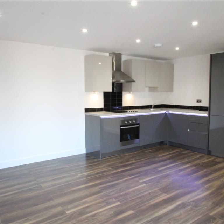 George Street, Aylesbury - Photo 1