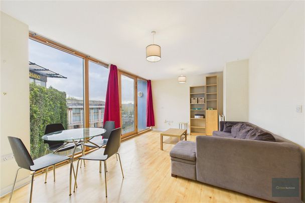 Waverley House, Cathedral Walk, Bristol, BS1 - Photo 1