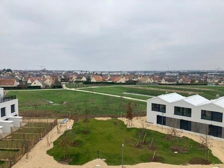 Location Appartement 4 pièces 92m² FLEURY SUR ORNE 14123 - Photo 2