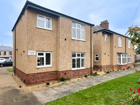 Shelford House, Trumpington, Cambridge - Photo 4