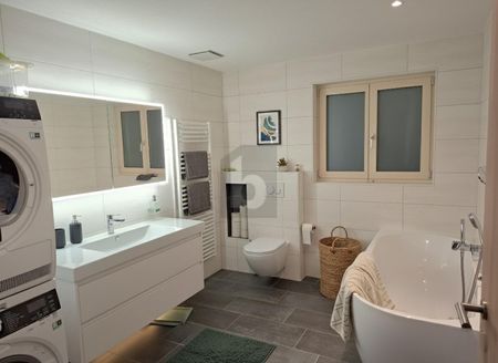 MODERNE, TRÈS SPACIEUX, GRAND BALCON - Photo 2