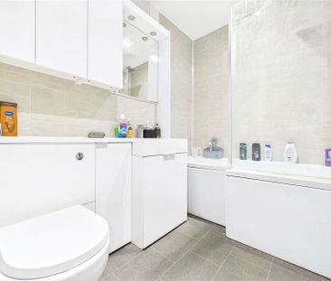 Victoria Road, Farnborough Victoria Road, Farnborough - Photo 1