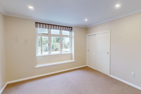 Ohakea - 4 Bedrooms - Photo 5