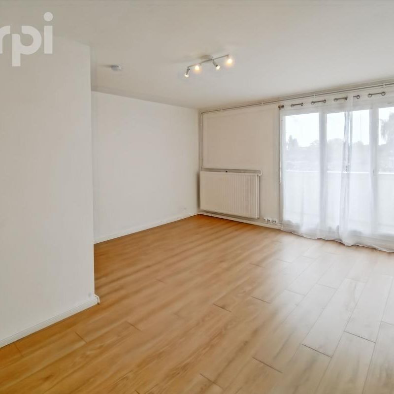Location Appartement 1 pièce 28m² LE PLESSIS BELLEVILLE 60330 - Photo 1