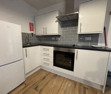 Cathays Terrace, Cathays - Photo 3