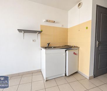 Location Appartement 1 pièce 23m² MACON 71000 - Photo 3