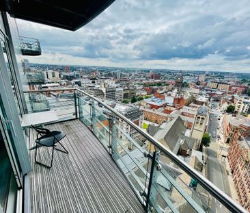 Premium - 2 bed Apartment - 11th Floor - £2000 per month​​​​​​ - Photo 1