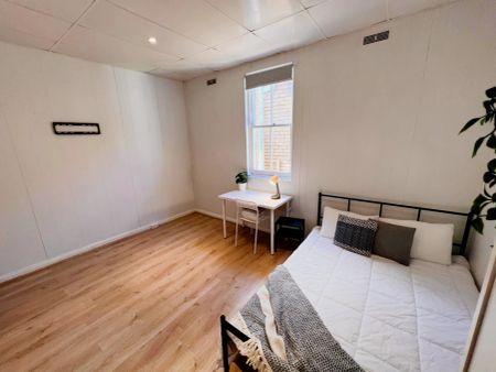 33 George St, Sydney - Photo 3