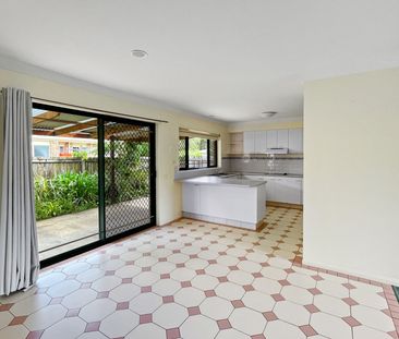 Good size 3 bedroom duplex with ensuite - Photo 6