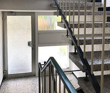 Gut geschnittene EG Wohnung mit Balkon und Garage - Foto 1