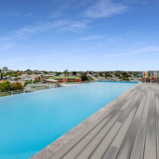 Unfurnished Air-conditioned 1 Bedroom Apartment - walk to schools, bars/cafes, public transport and the Brisbane River - Photo 1