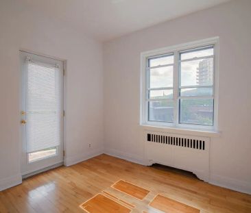 Lennox-Deacon — 1 Bedroom - unit 0C17 - Photo 1