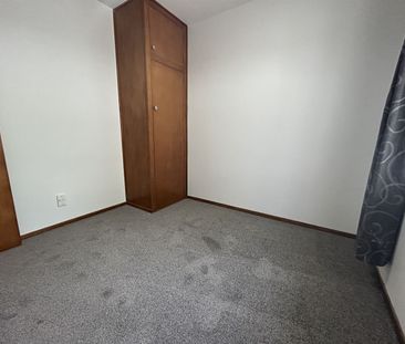 Newly Renovated Richmond Unit. - Photo 2