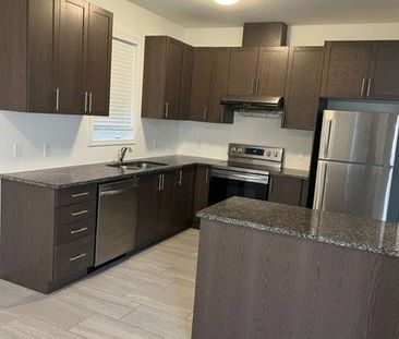 For Lease - 920 Tartan Court, Kitchener, Ontario - Photo 6