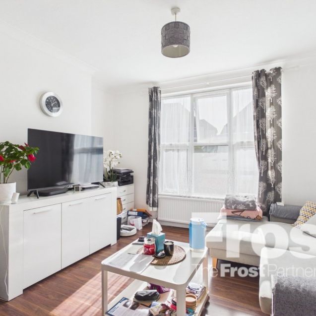 Glenavon Gardens, Slough, Berkshire,SL3 - Photo 1