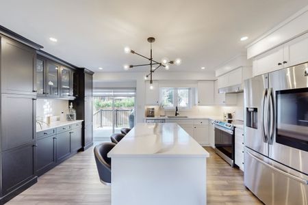 For Lease - 4 Martin Grove Road Unit# Main & 2nd Floor, Toronto, Ontario - Photo 4