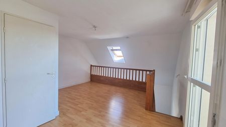 Location Appartement 2 pièces 40m² ST CYR SUR LOIRE 37540 - Photo 2