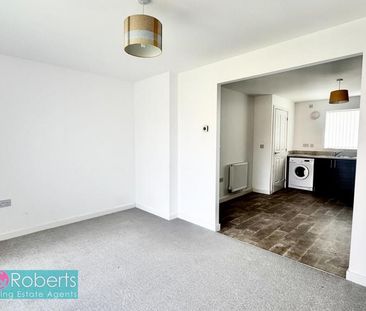 2 bedroom semi-detached house to rent - Photo 1