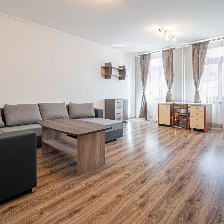 2 izbový byt v centre mesta, Slovenská ul. Prešov – Fotografia 1