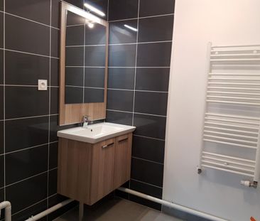 Location Appartement 2 pièces 41m² LA RAVOIRE 73490 - Photo 4