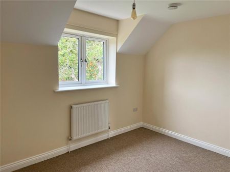 3 bedroom detached house to rent - Photo 5