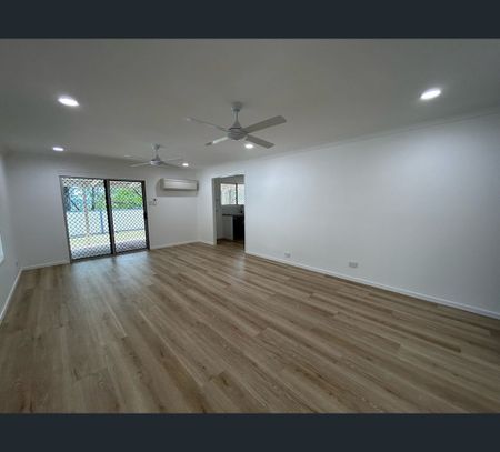 16 Martin Drive, East Lismore, NSW 2480 - Photo 2