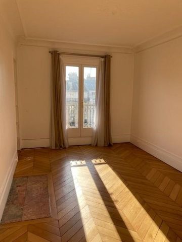 Tout savoir sur cet appartement dans le quartier Les Halles, à Paris 1er - Photo 3