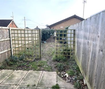 Admirals Drive, Wisbech - Photo 3