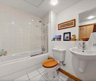 Dace Road, London, E3 - Photo 2